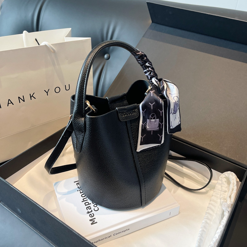Red PU Bucket Shoulder and Cro - Women Bags Discount 리뷰 및 가격