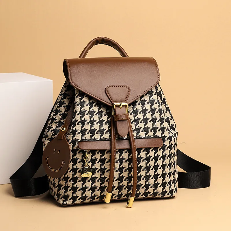Handbags Outlet: Trendy Checke - Women Bags Outlet 리뷰 및 가격