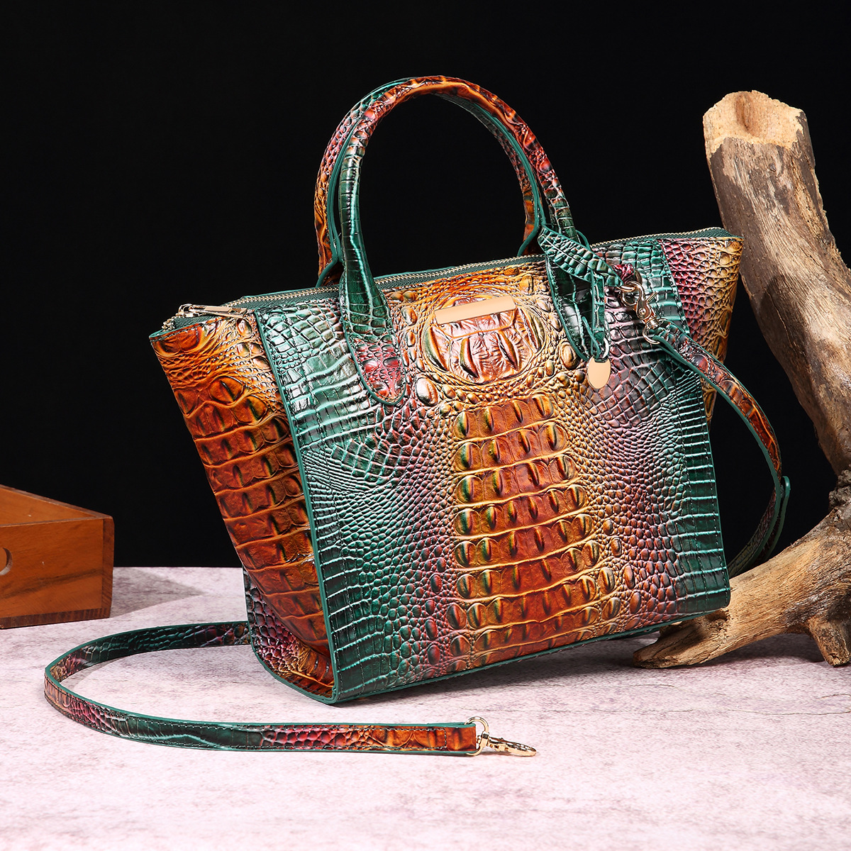 Crocodile pattern Designer Bra - Women'S Kipling Bags 리뷰 및 가격