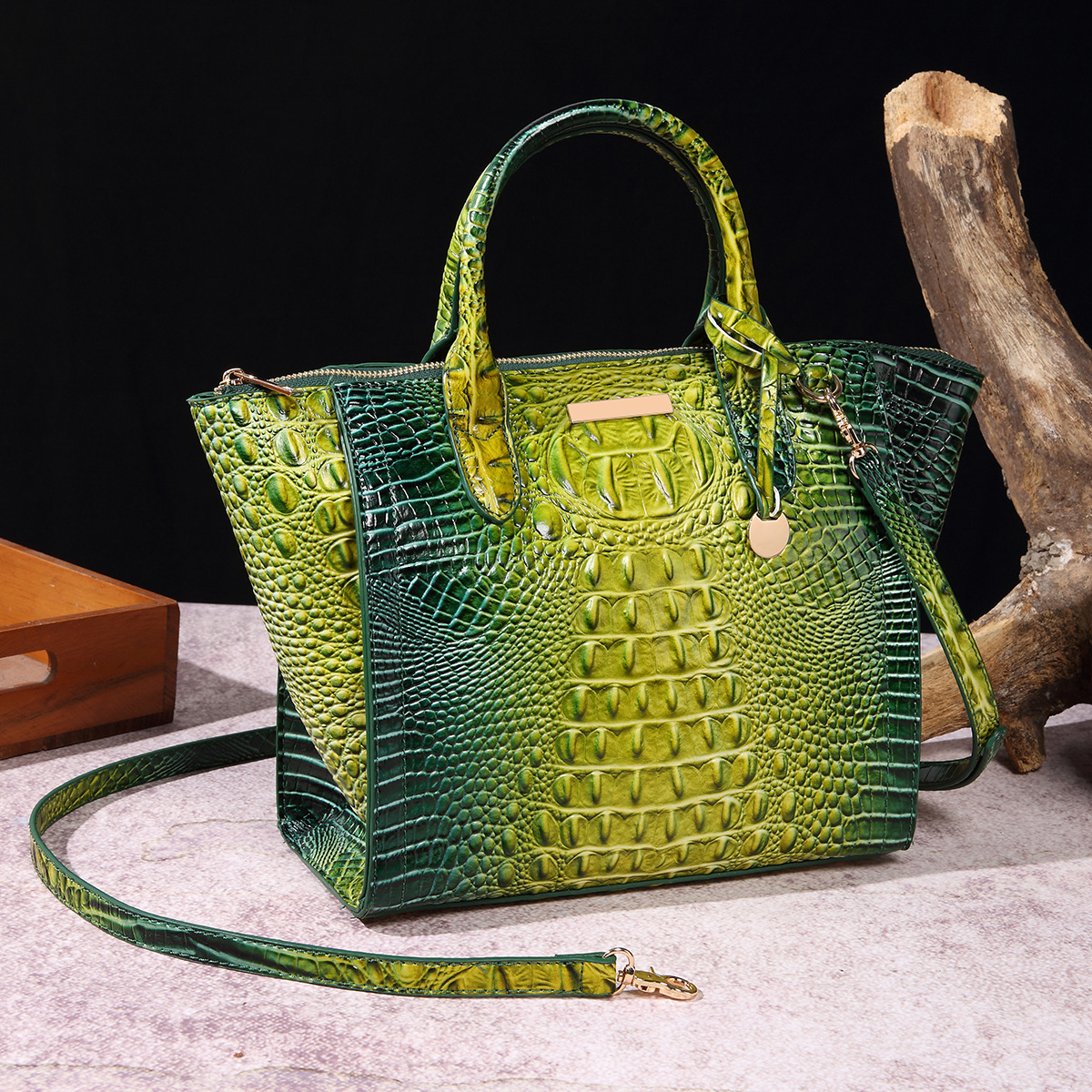 Crocodile pattern Designer Bra - Women'S Kipling Bags 리뷰 및 가격