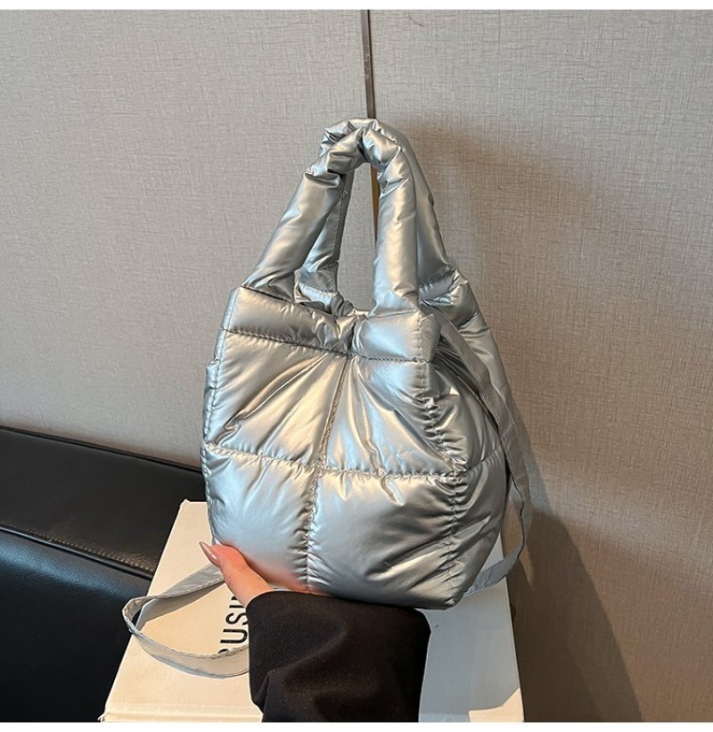Women's Silver Quilted Nylon M - Women Hand Bags For Office 리뷰 및 가격