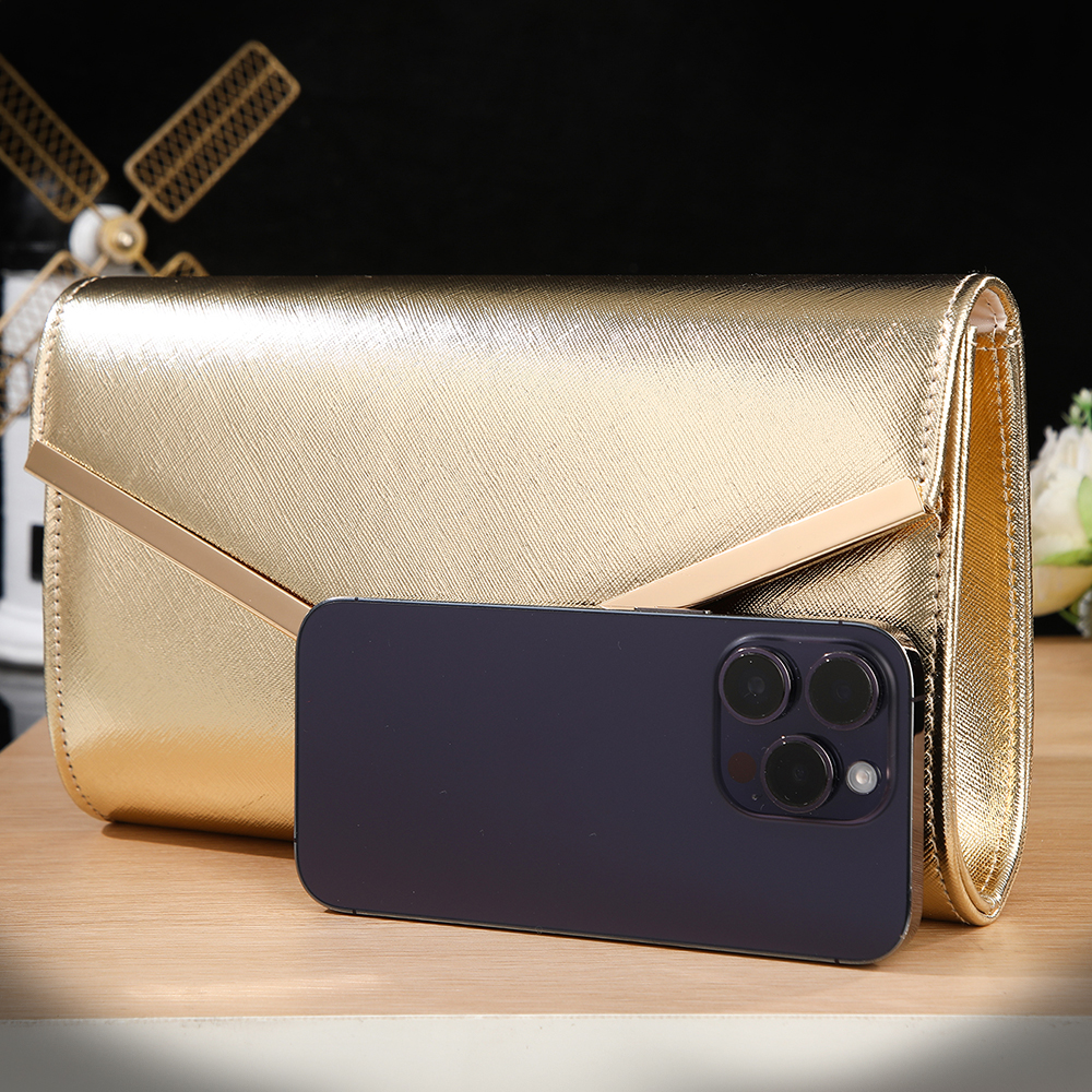 New cross-patterned shiny even - Flap Bag Envelope 리뷰 및 가격