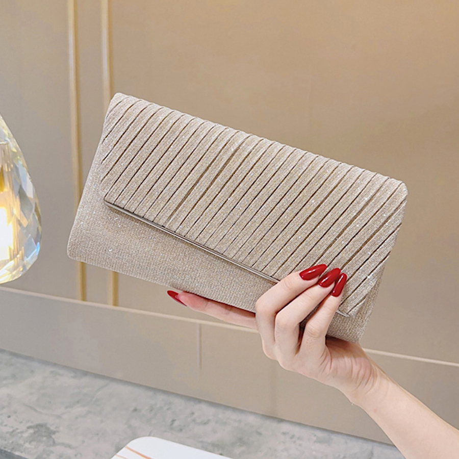Women's Sparkle Pleated Flip E - Flap Bag Envelope 리뷰 및 가격